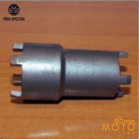 Douille crenelée de démontage épurateur centrifuge et embrayage