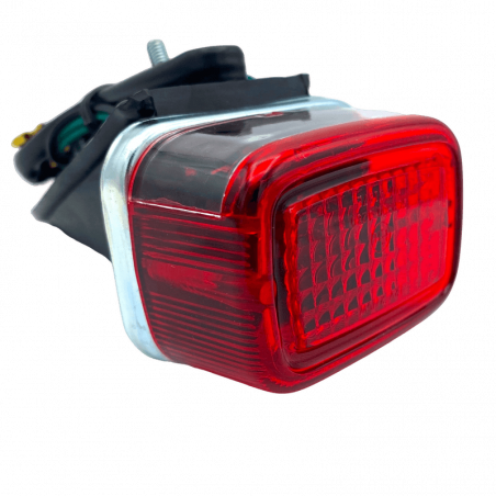 Feu arriere adaptable